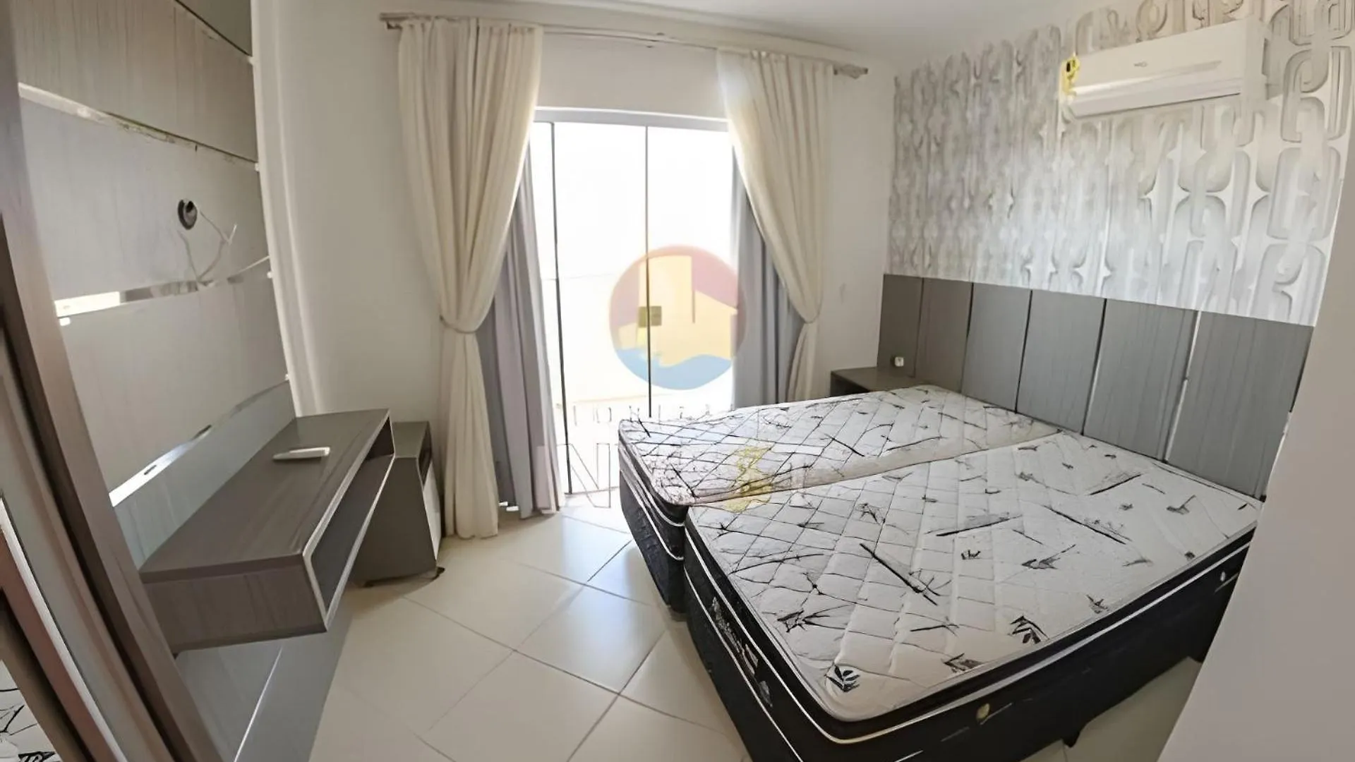 봄비나스 Cobertura Com Vista Mar E Excelente Localizacao 아파트 브라질
